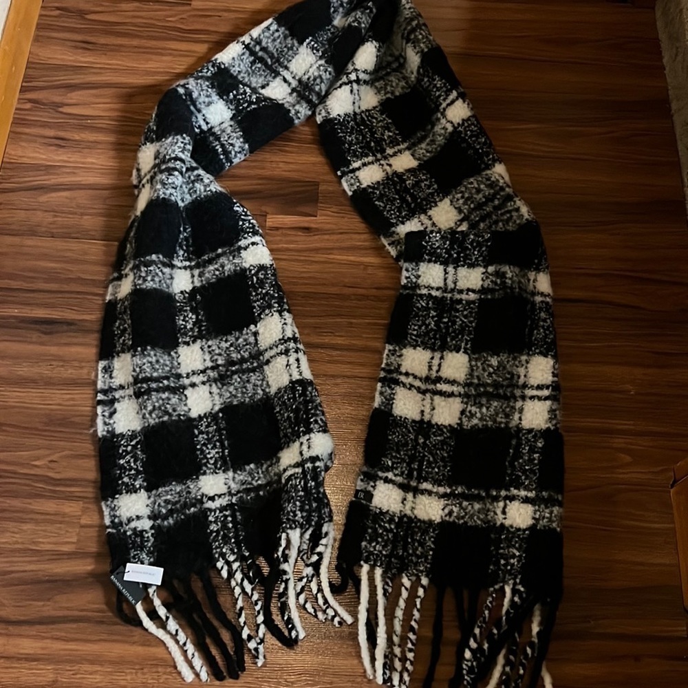 Nwt Banana republic plaid scarf
